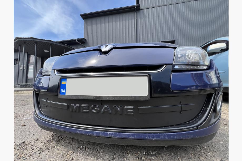 Renault Megane III 2009-2016 Zimowa zaślepka grilla (2009-2013, dolna) Zdjęcia 5