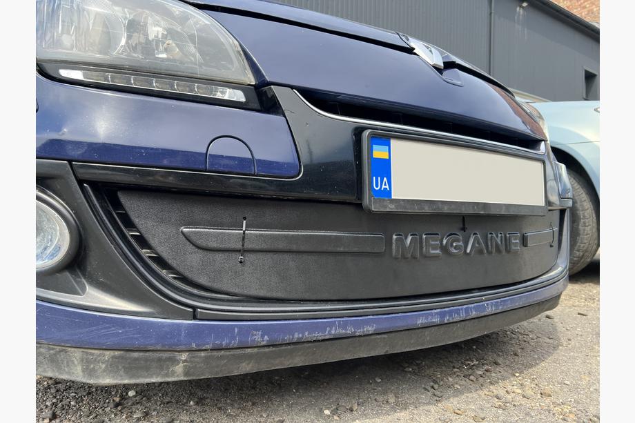 Renault Megane III 2009-2016 Zimowa zaślepka grilla (2009-2013, dolna) Zdjęcia 8