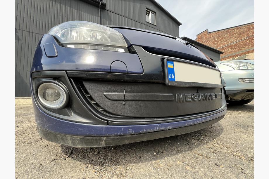 Renault Megane III 2009-2016 Zimowa zaślepka grilla (2009-2013, dolna) Zdjęcia 10
