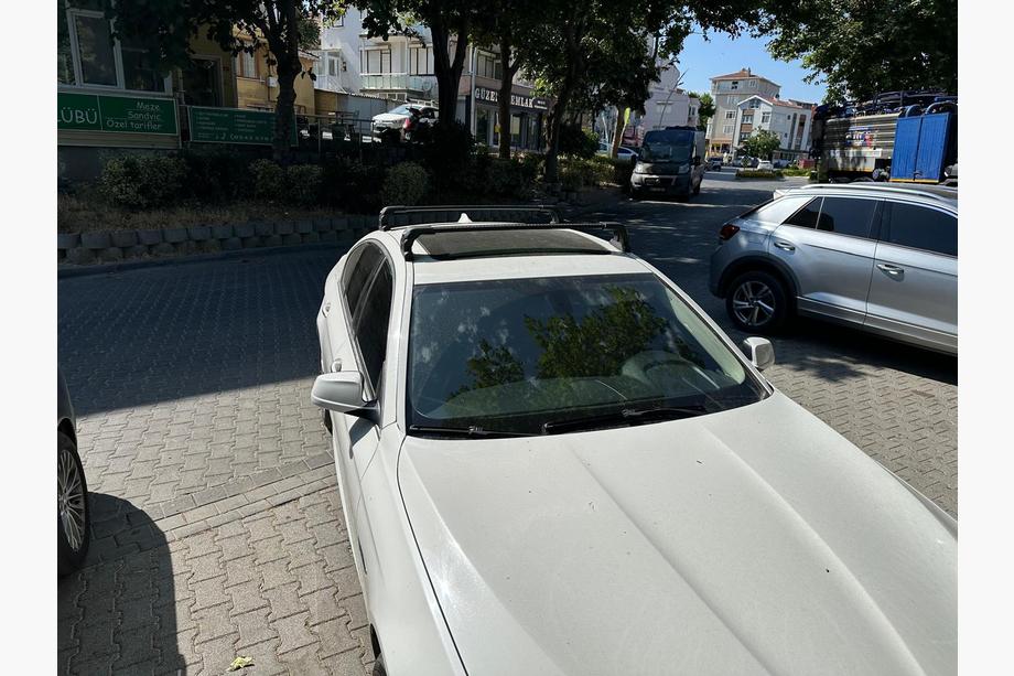 BMW 5 Series F10/F11 2010–2016 Bagażnik dachowy (belki poprzeczne) na fabryczne punkty montażowe Ecem V3 (2 szt.) Czarny, 110 cm Zdjęcia 4