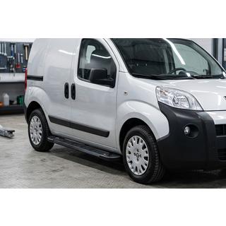 Progi Boczne RedLine Black (2 szt., Aluminium) zdjęcia 1
