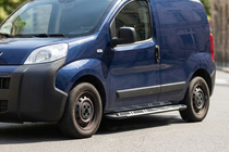 Peugeot Bipper 2008-2017 Progi Boczné Sunrise (2 szt., Aluminium) zdjęcia 1