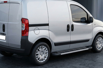 Peugeot Bipper 2008-2017 Progi Boczné RedLine V1 (2 szt., Aluminium) zdjęcia 1