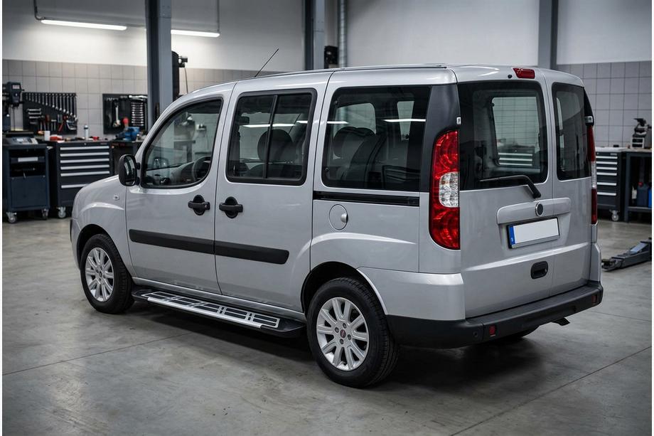 Fiat Doblo I 2005-2010 Progi Boczné Sunrise (2 szt., Aluminium) Image