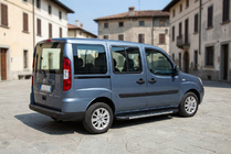Fiat Doblo I 2005-2010 Progi Boczné Duru (2 szt., Aluminium) zdjęcia 1