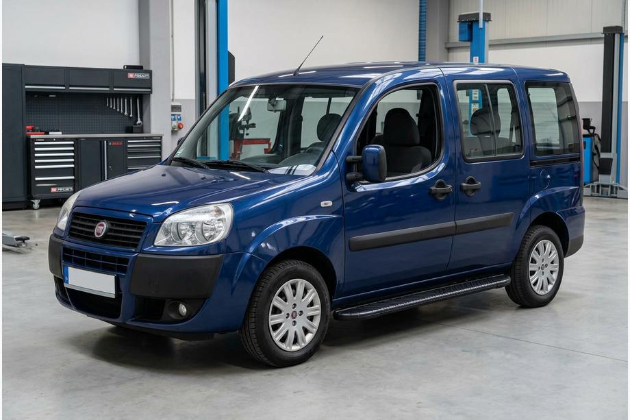 Fiat Doblo I 2005-2010 Progi Boczné Bosphorus Black (2 szt., Aluminium) Maxi Rozstaw Osi Image