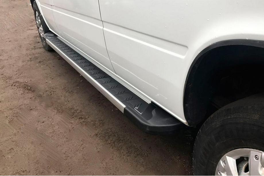 Volkswagen LT 1995-2006 Progi Boczné RedLine V1 (2 szt., Aluminium) Image