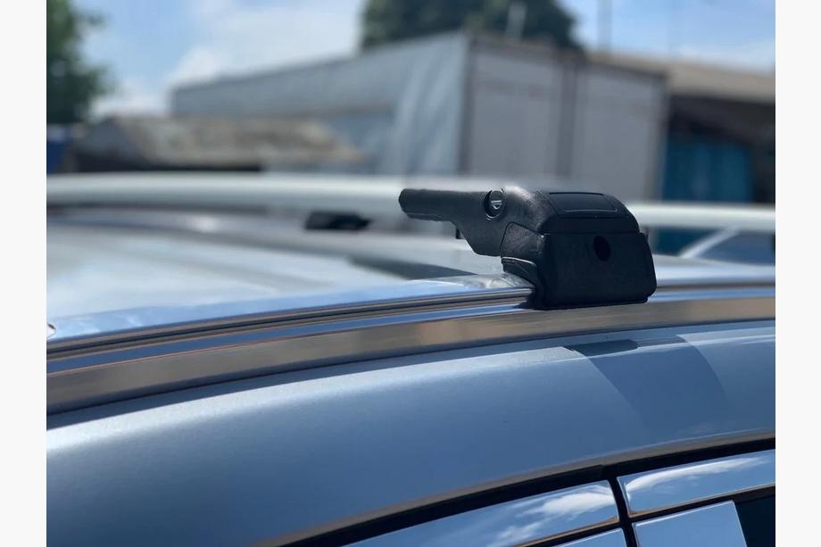 Opel Combo 2019- Bagażnik dachowy (belki poprzeczne) na zintegrowane relingi Wingbar V2 (2 szt.) Zdjęcia 2
