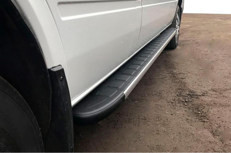 Volkswagen LT 1995-2006 Progi Boczné Duru (2 szt., Aluminium) Image
