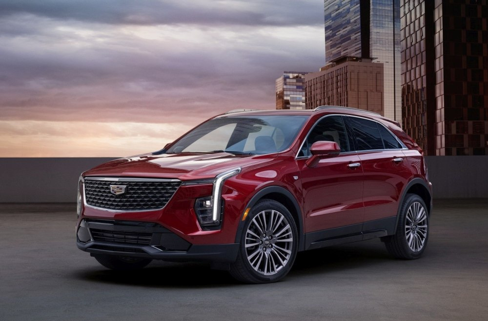 Recenzja Cadillaca XT4 z 2024 roku: nowoczesny styl i technologia