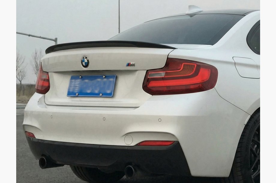 BMW 2 Series F22/F23 2014-2021 Spojler P-Style (do F22, Czarny Połysk) Image