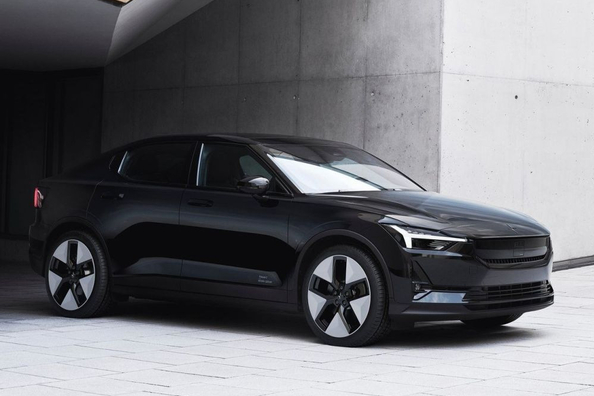 Recenzja zaktualizowanego Polestara 2: Nowy poziom samochodu elektrycznego