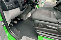 Volkswagen Crafter 2006-2016 Gumowe Dywaniki Carsuit V1 (Czarne) zdjęcia 1