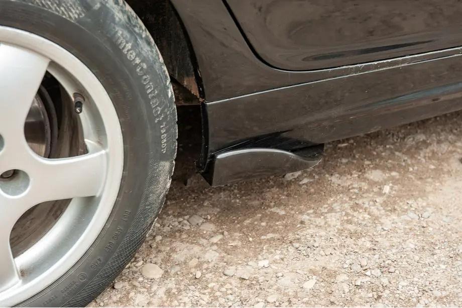 Uniwersalne nakładki progowe Flap Typ-F (2 szt, czarny połysk, plastik ABS) Zdjęcia 3