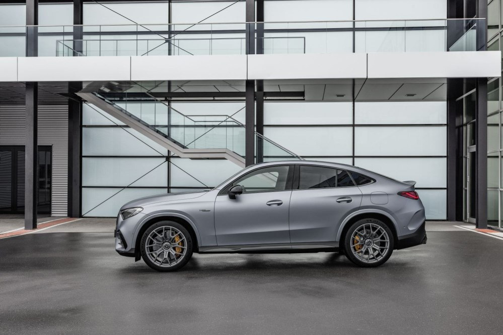 Test wydajności Mercedesa-AMG GLC 63 SE: sportowy hybrydowy
