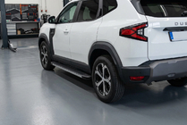 Dacia Duster 2024- Progi Boczné Maya V1 (2 szt., Aluminium) zdjęcia 1