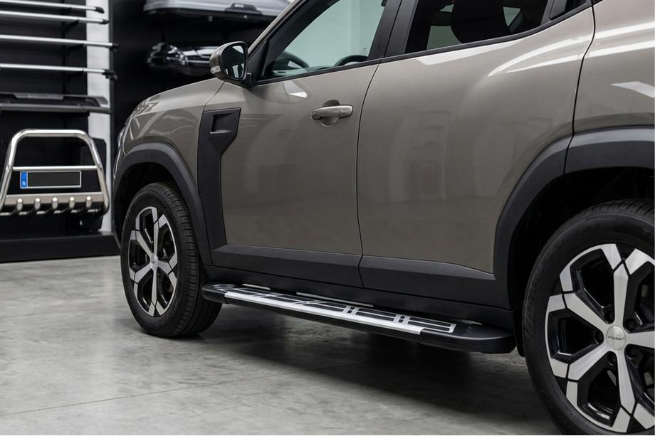 Renault Duster 2024- Progi Boczné Sunrise (2 szt., Aluminium) Image