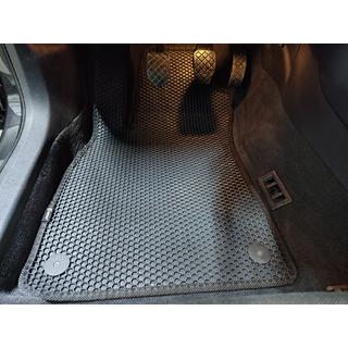Gumowe Dywaniki Carsuit (Czarne) Audi A4 B7 2004-2008 zdjęcia 1