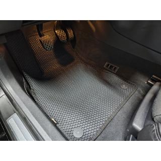 Gumowe Dywaniki Carsuit (Czarne) Audi A4 B7 2004-2008 zdjęcia 2