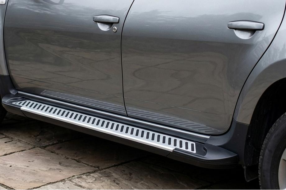 Dacia Duster 2008-2018 Progi Boczne Line (2 szt., Aluminium) Image