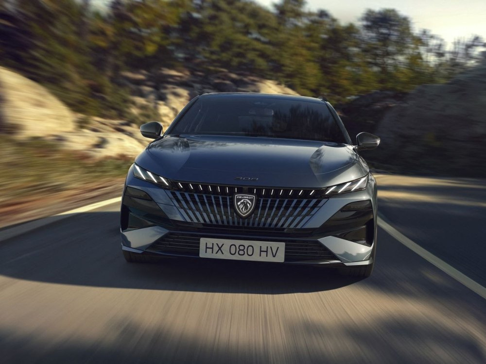Recenzja Peugeota 308 SW 2025: Stylowy i praktyczny kombi