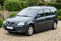 Dacia Logan MCV 2004-2014 Progi Boczné Allmond Black (2 szt., Aluminium) zdjęcia 3