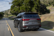 Recenzja Lexusa LX 700h 2025: hybrydowy SUV czwartej generacji zdjęcia 4