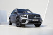 Recenzja Mercedesa-Benz klasy GLB: Odświeżony wygląd kompaktowego SUV-a klasy premium zdjęcia 1