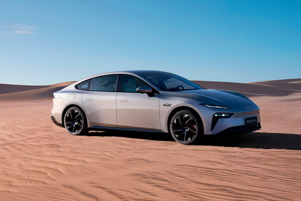 Recenzja liftbacka Dongfeng Eπ 007