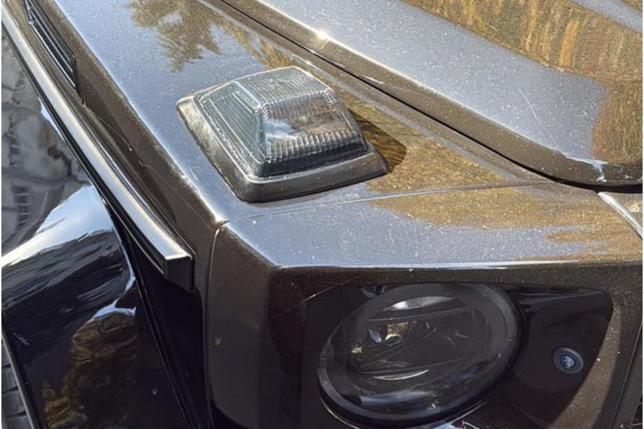 Mercedes G class W463 2018-2024 Kierunkowskazy na maskę W464-Black V2 (2018-2022, 2 szt.) Zdjęcia 1
