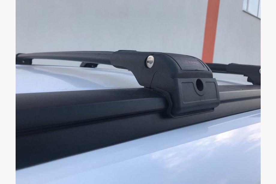 Renault Lodgy 2013-2022 Bagażnik dachowy (belki poprzeczne) na zintegrowane relingi zamykany na klucz WingCarrier V2 (2 szt.) Zdjęcia 22