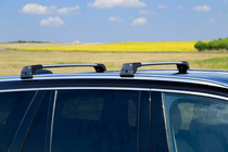 Volvo XC90 2015- Bagażnik dachowy (belki poprzeczne) na zintegrowane relingi zamykany na klucz WingCarrier V2 (2 szt.) zdjęcia 3