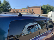 Lexus LX570/450d 2008-2022 Bagażnik dachowy (belki poprzeczne) na zintegrowane relingi zamykany na klucz WingCarrier V2 (2 szt.) Szary zdjęcia 18
