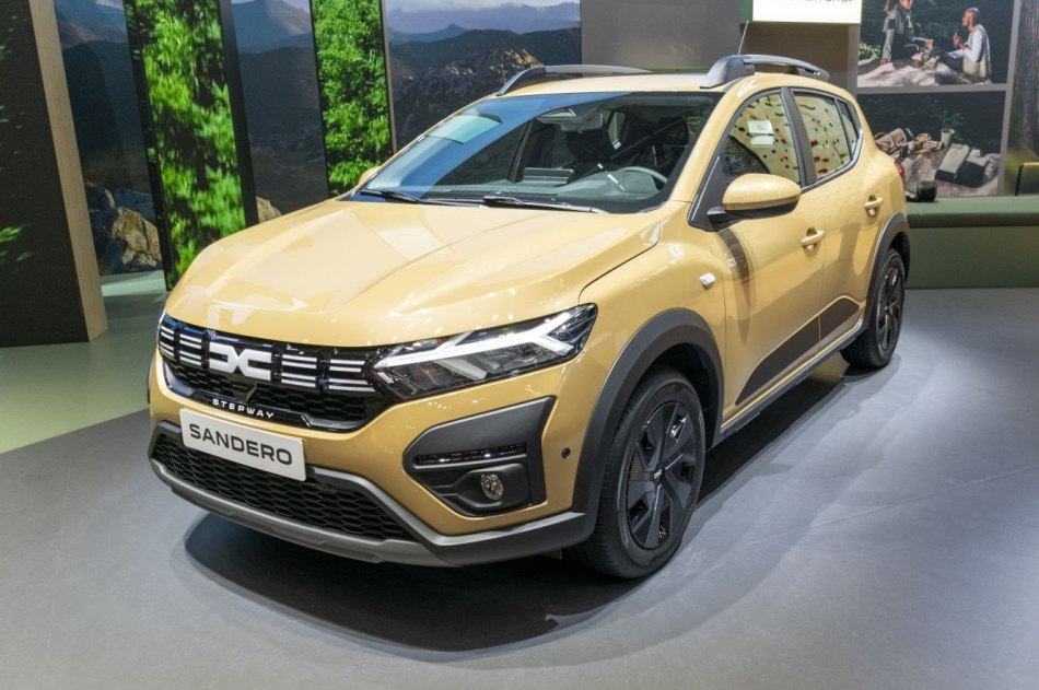Dacia Sandero Stepway trzeciej generacji: budżetowy cross-hatchback