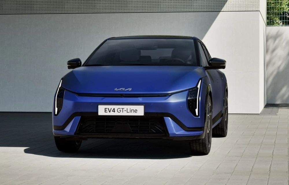 Recenzja elektrycznego sedana Kia EV4 2025