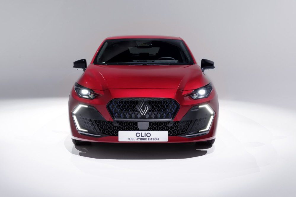 Recenzja Renault Clio 2026: Dane techniczne, wyposażenie, zdjęcia