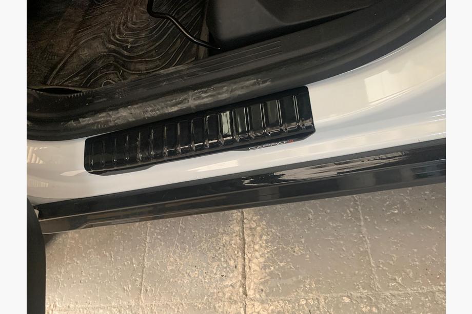 Renault Duster 2024- Nakładki na wewnętrzne progi EuroCap (Połysk, 4 szt., ABS) Image
