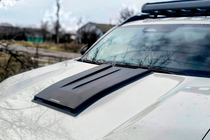 Renault Duster 2024- Nakładka na Maskę SCOOP (Błyszcząca) zdjęcia 12