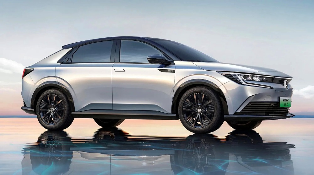 Recenzja elektrycznego crossovera Honda e:NP2
