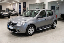 Renault Sandero 2007-2013 Progi Boczné Sunrise (2 szt., Aluminium) zdjęcia 1