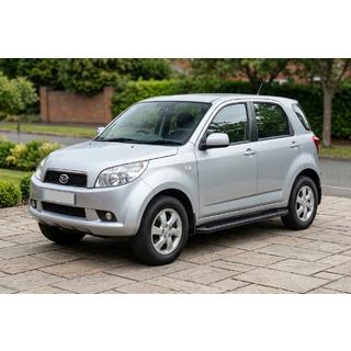 Progi Boczné Allmond Black (2 szt., Aluminium) Daihatsu Terios 2006-2017 zdjęcia 1