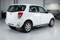 Daihatsu Terios 2006-2017 Progi Boczné Sunrise (2 szt., Aluminium) zdjęcia 1