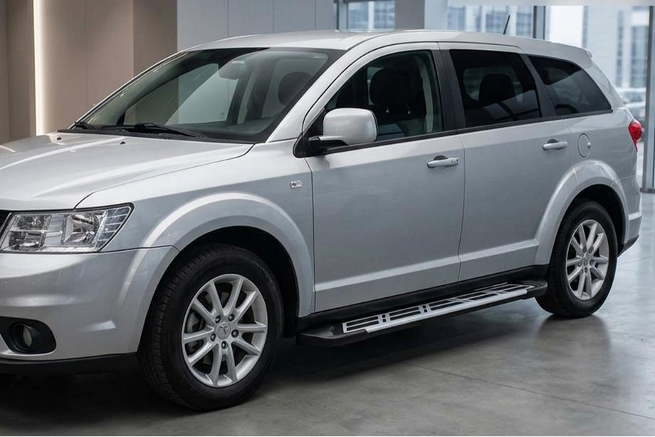Fiat Freemont 2011-2016 Progi Boczné Sunrise (2 szt., Aluminium) Image