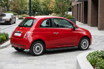 Fiat 500/500L 2013-2022 Progi Boczné Allmond Black (2 szt., Aluminium) zdjęcia 1