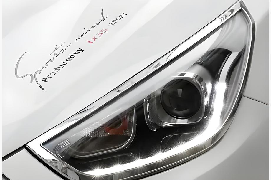 Hyundai IX-35 2010-2015 Nakladki na Reflektory (2013-2015, 2 szt., plastik) Image