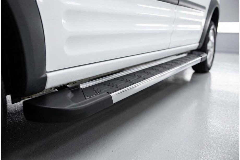 Ford Connect 2010-2013 Progi Boczné RedLine V1 (2 szt., Aluminium) Maxi Rozstaw Osi Image