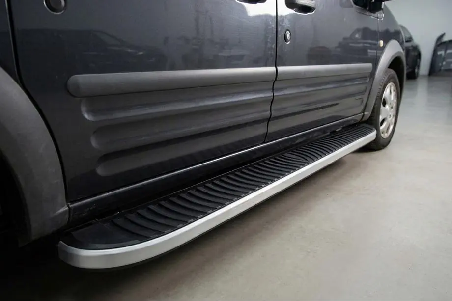 Ford Connect 2010-2013 Progi Boczné Tayga (2 szt., Aluminium) Image