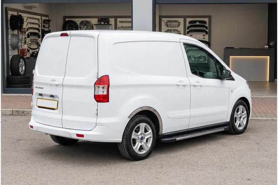 Ford Courier 2014-2023 Progi Boczné Duru (2 szt., Aluminium) Image