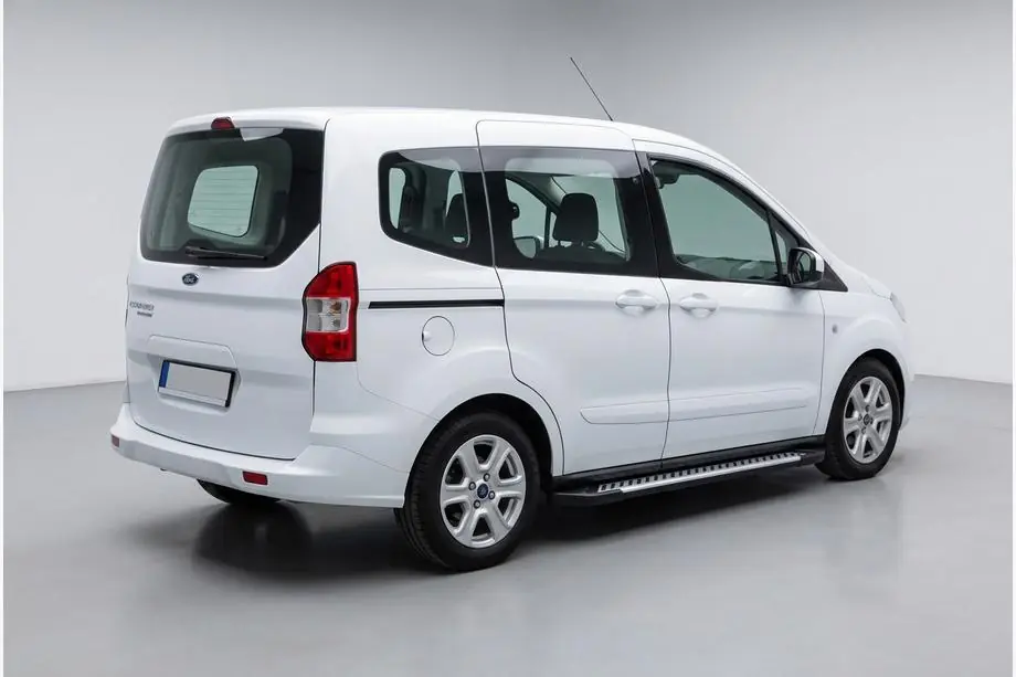 Ford Courier 2014-2023 Progi Boczne Line (2 szt., Aluminium) Image
