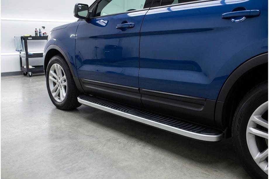 Ford Explorer 2011-2019 Progi Boczne Tayga Grey (2 szt., Aluminium) Image